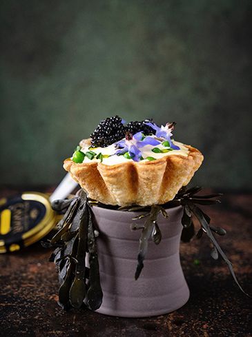 Tartelette met oesters, Hollandaise en kaviaar