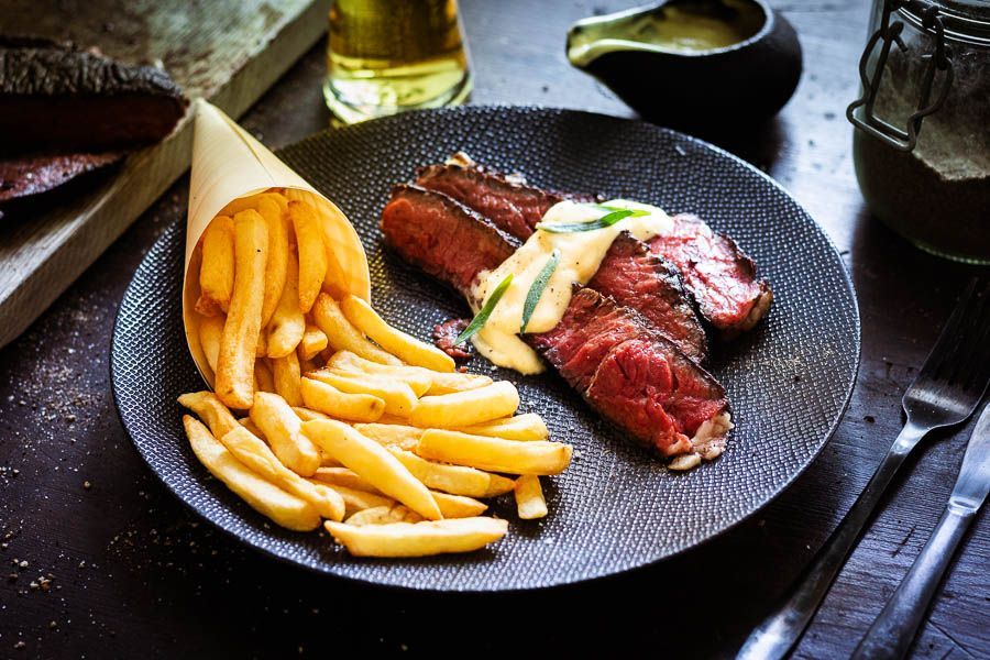 Steak Bearnaise van West-Vlaams Rood met frietjes