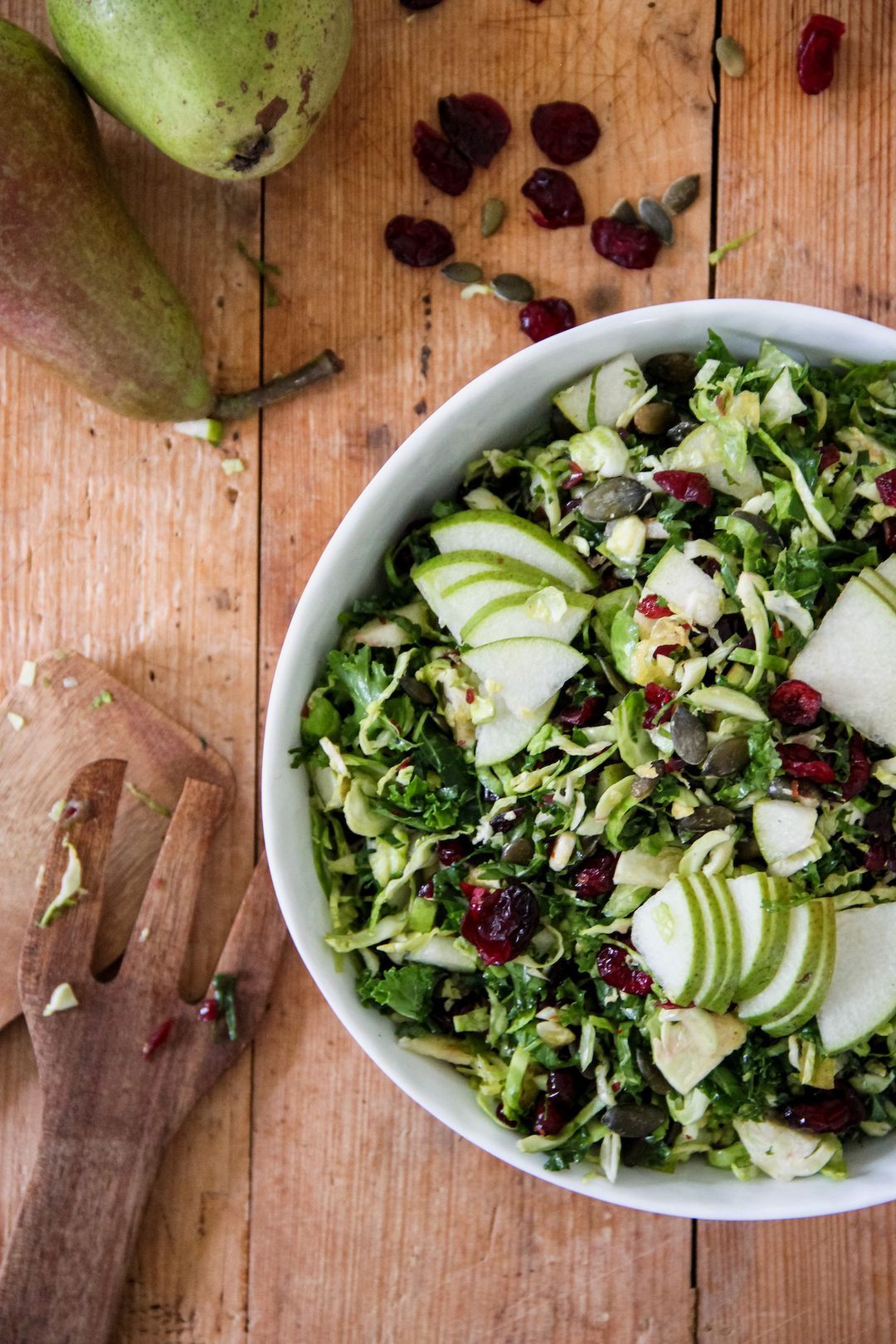 Wintersalade met spruitjes en veenbessen