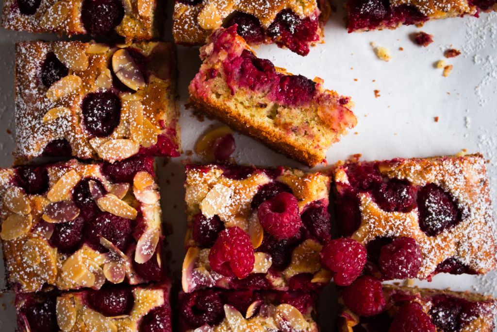 Een lepeltje zoet: Frambozencake met hazelnoten
