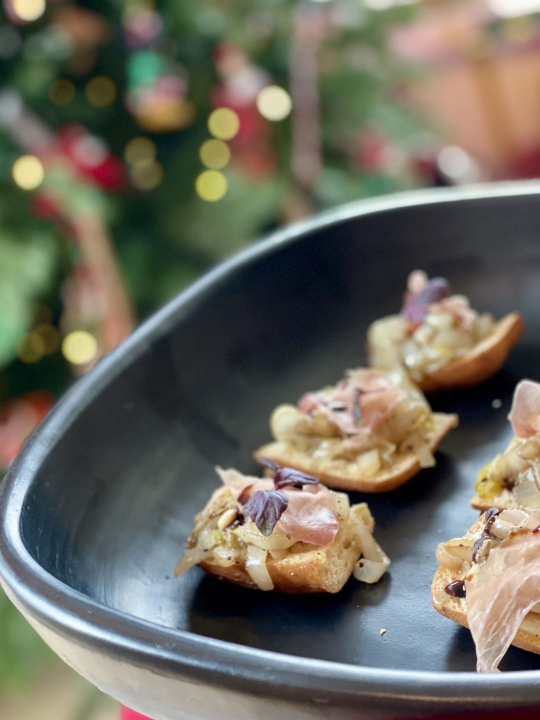 Apérohapje: bruschetta’s met witloof en Parmaham
