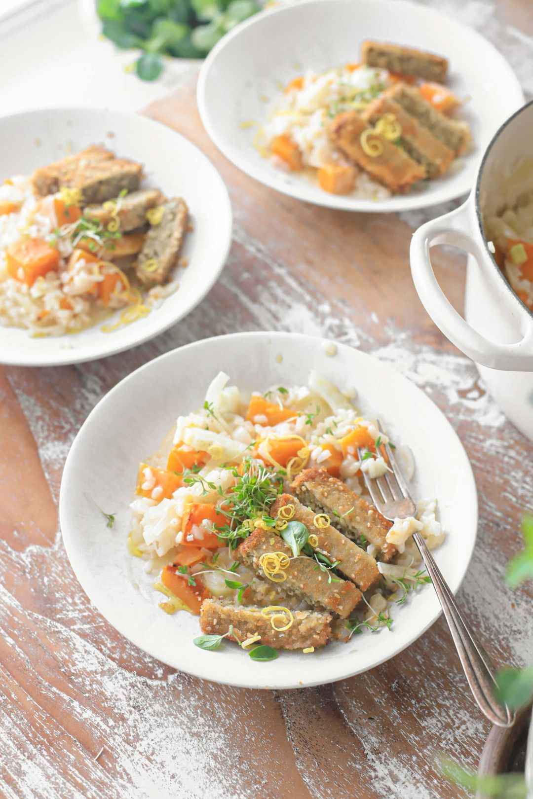 Risotto met gegrilde pompoen, citroen en souka burger