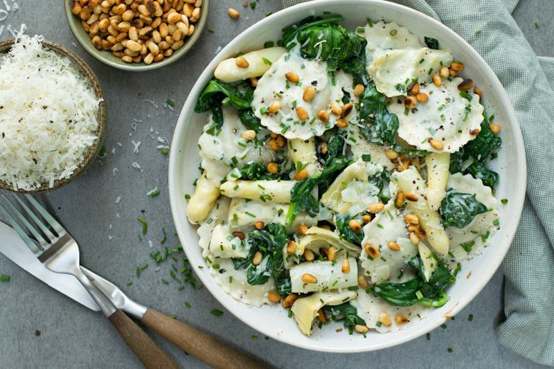 Romige pasta met asperges en spinazie