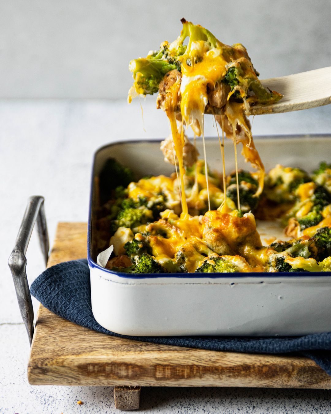 Low carb broccoli cheddar ovenschotel