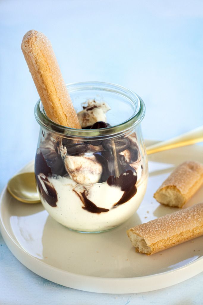 Snel dessert met chocolade en koffie