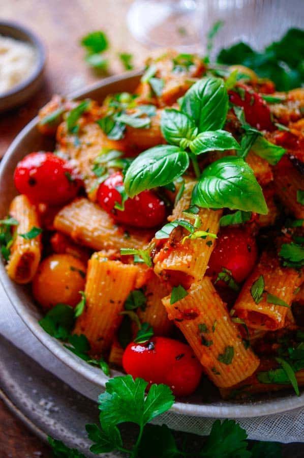 Pasta met aubergine en tomaat