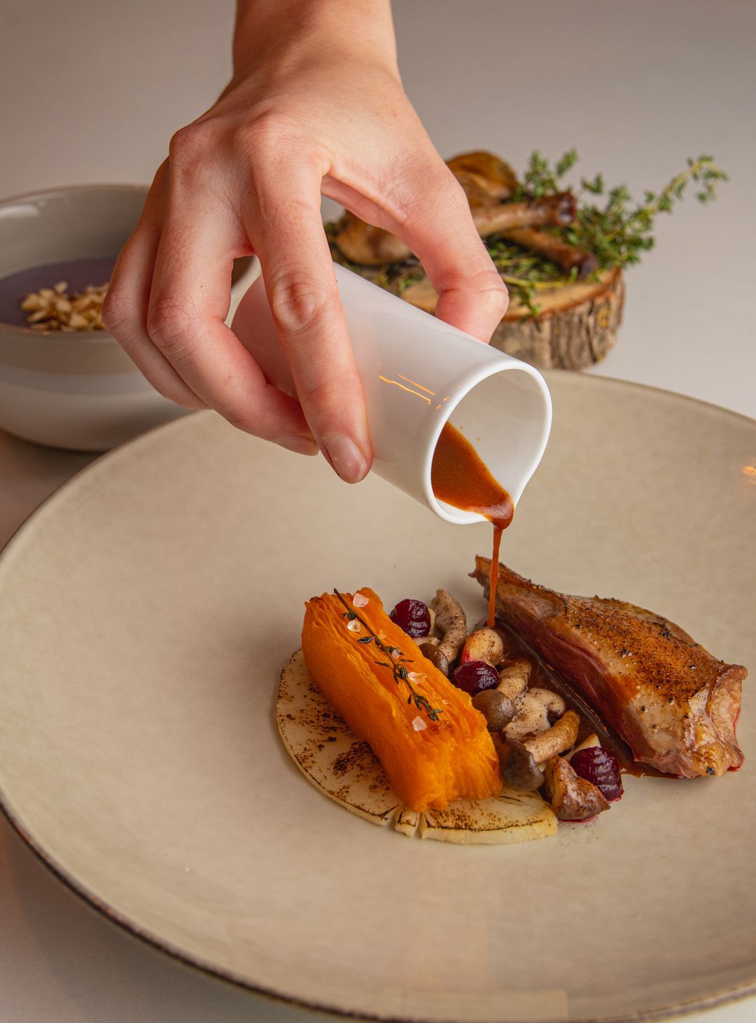 Anjou duif met knolselder, shiitake en butternut
