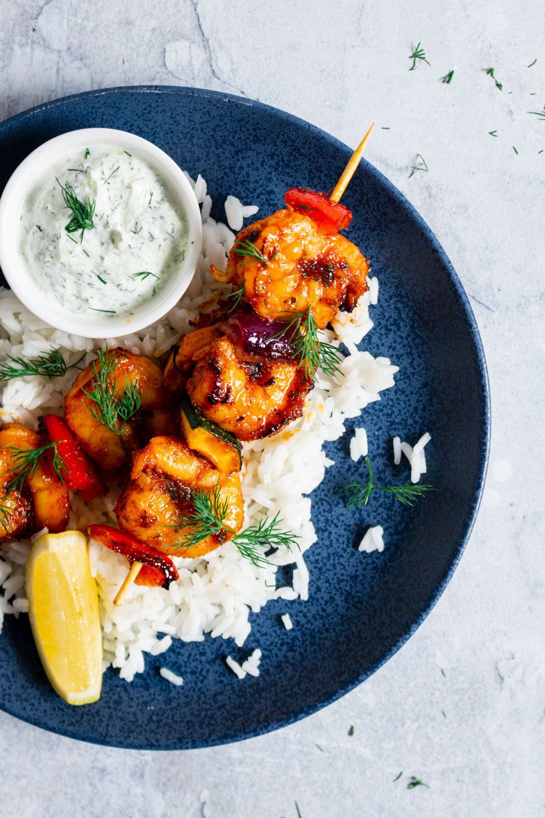 Gemarineerde scampi met tzatziki en rijst