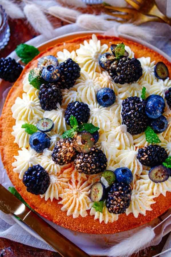Mascarpone taart met bessen