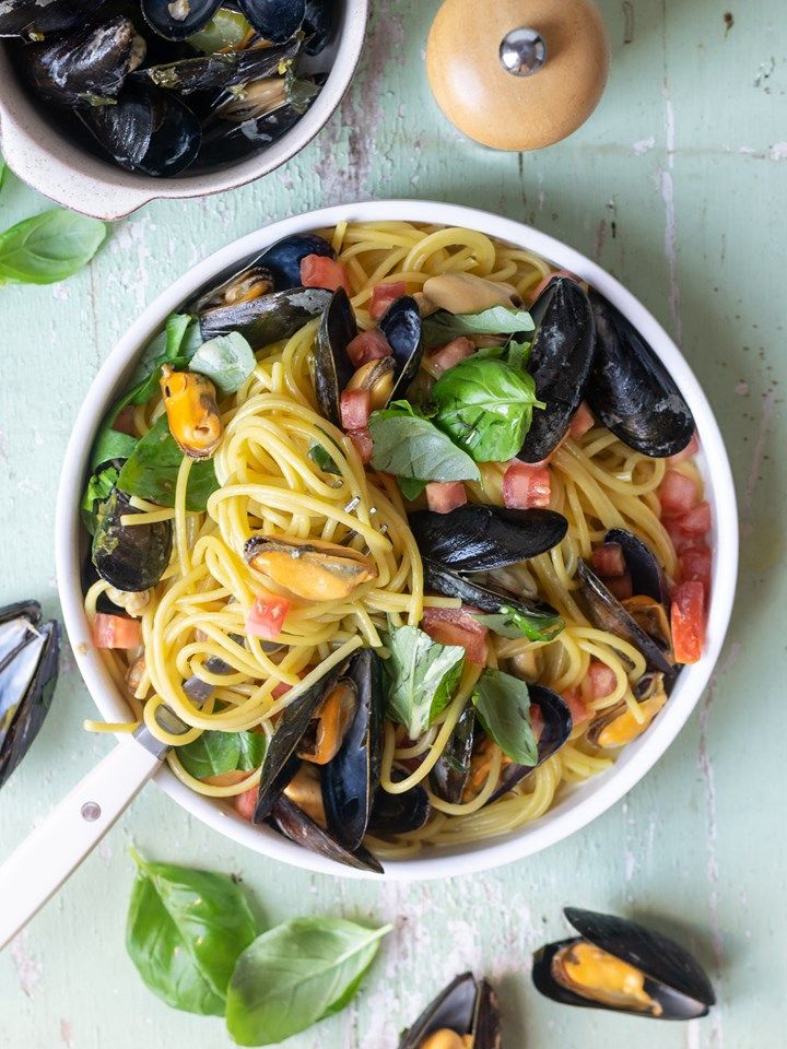 Spaghetti vongole met mosselen en safraan