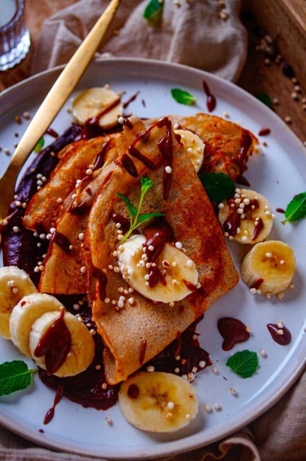 Boekweitpannenkoeken met chocoladesaus