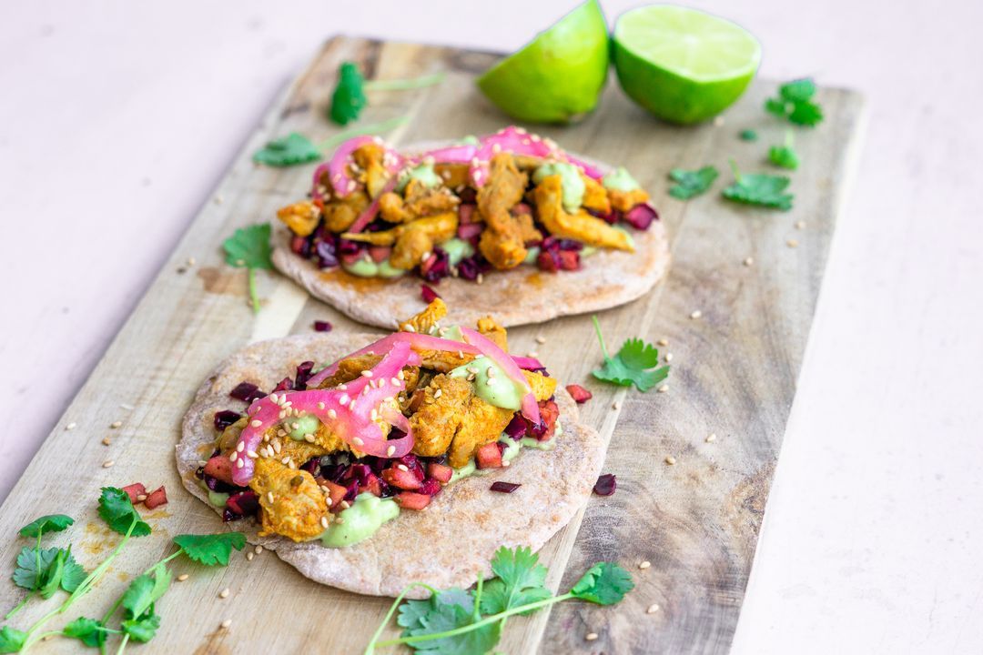 Chicken avocado taco uit MKMR