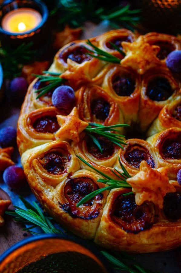 Feestelijke worstenbroodjes