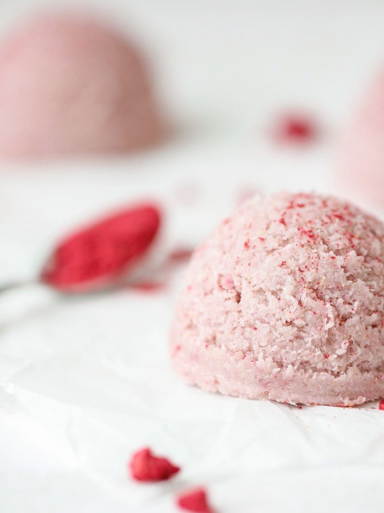 Framboos-kokos rotjes (no-bake)