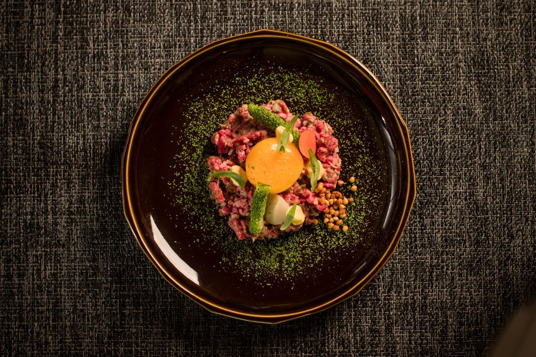 Tartaar van Australische Wagyu met gekonfijte eierdooier