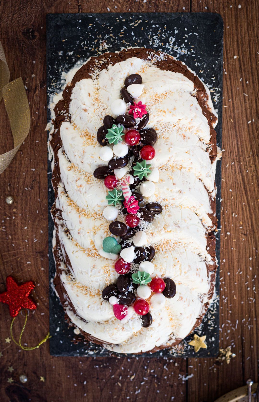 Ijstaart met chocolade en kokos
