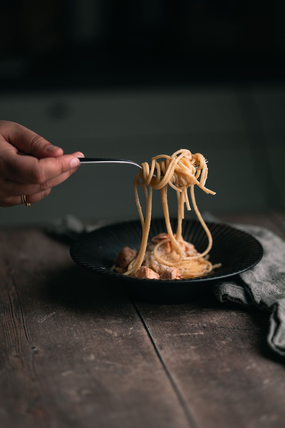Klassieker met een twist 🌪️ Spaghetti carbonara maar met zalm