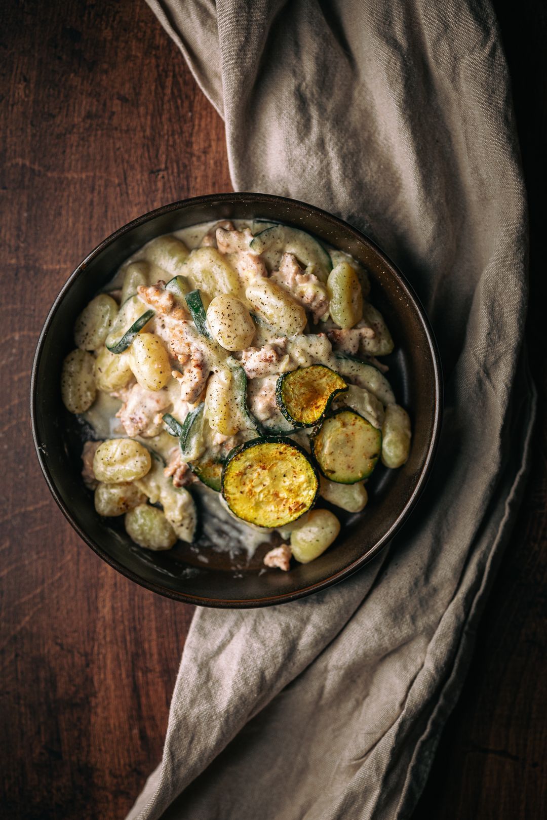 Gnocchi met courgette, geitenkaas & gehakt | 🤑 Slechts 5 euro voor 2 personen