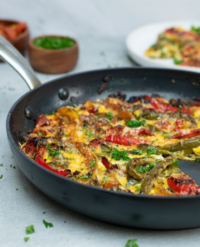 Frittata met paprika en zongedroogde tomaat
